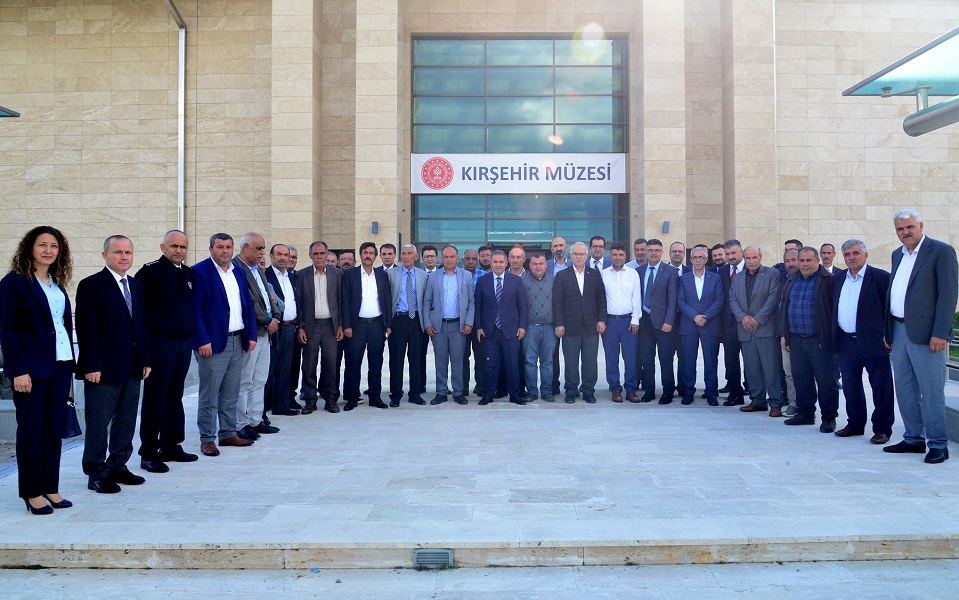 Valimiz Muhtarları Dinledi